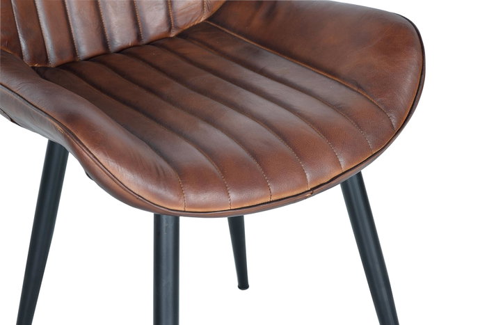 GINER Y COLOMER - Chaise Design en Cuir Brun avec Pieds en Métal Noir - Style Industriel - Dimensions : 53x63x87 cm